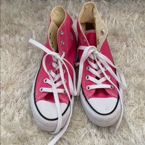 PINK CONVERSE